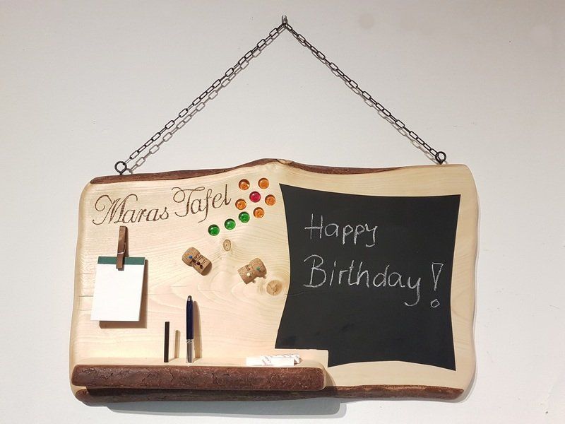 Pinnwand Memobard Tafel Stifte- und Zettelhalter Exklusives Lieblingsstück Unikat Handarbeit aus Holz mit Gravur