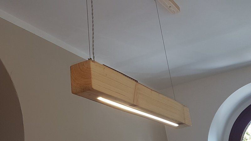 Deckenlampe aus Balken geölt mit LED Stripe Unikat Exklusives Lieblingsstück