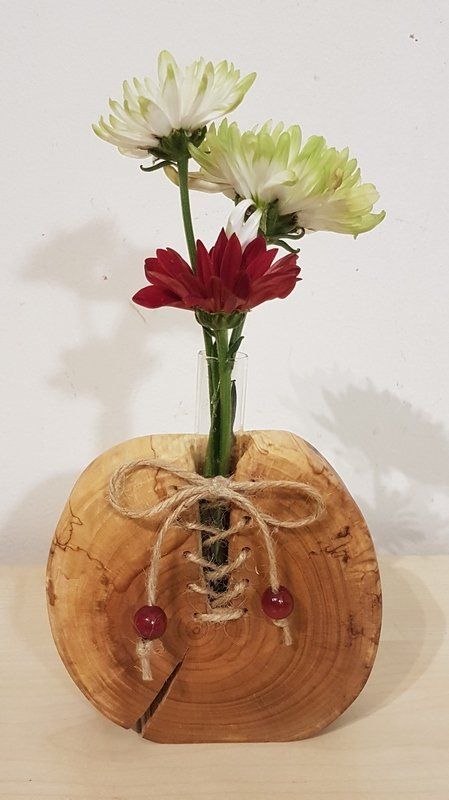 Holzvase mit Reagenzglas Kirsche geölt Exklusives Lieblingsstück Unikat Handarbeit