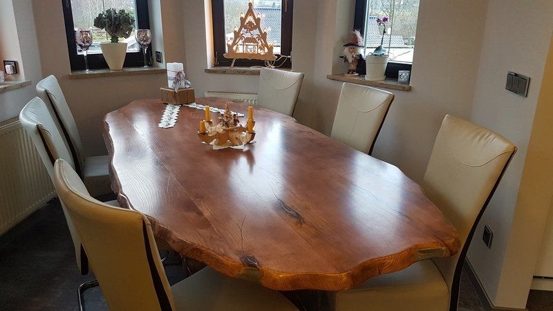 Esstisch Esche gebeizt Exklusives Lieblingsstück Unikat Handarbeit