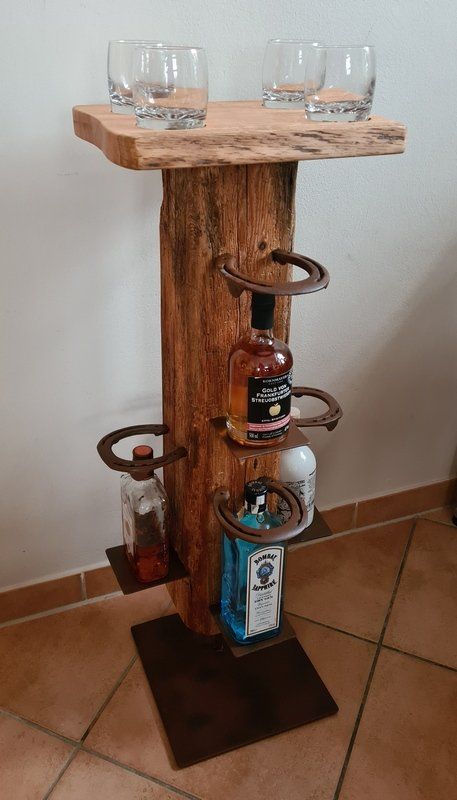 Whiskyständer Schnapsständer aus urigem Holzbalken Exklusives Lieblingsstück Unikat Handarbeit