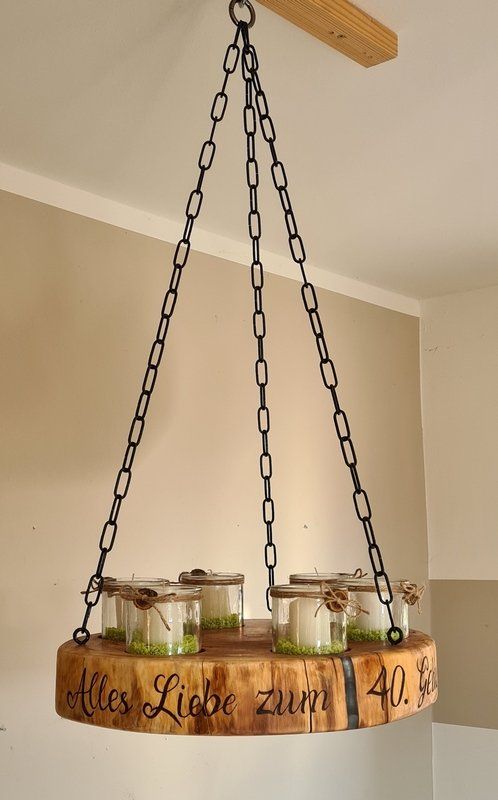 große Baumscheibe als Deckenhänger individueller Aufschrift Unikat Exklusives Lieblingsstück Hochzeitsgeschenk