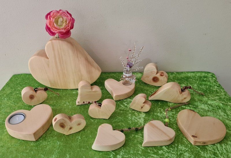 Holzherz Zirbenholz Zirbelkiefer natur in Herzform Exklusives Lieblingsstück Unikat Handarbeit