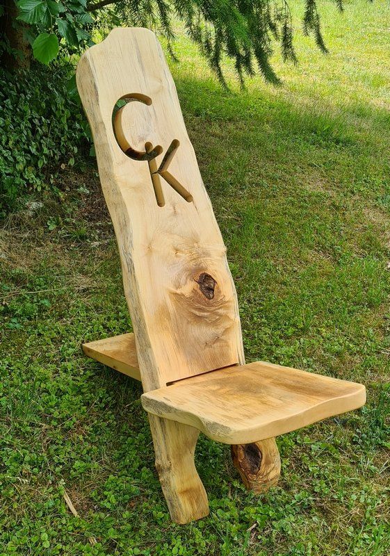Wikinger-Stuhl aus Hartholz mit Initialen