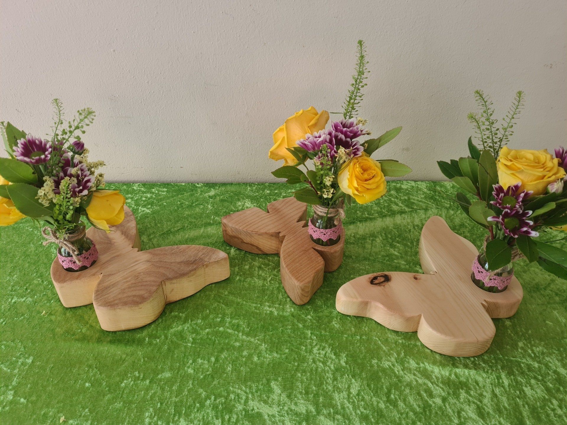 Holzvase mit Gläschen Ahorn Schmetterling geölt Exklusives Lieblingsstück Unikat Handarbeit