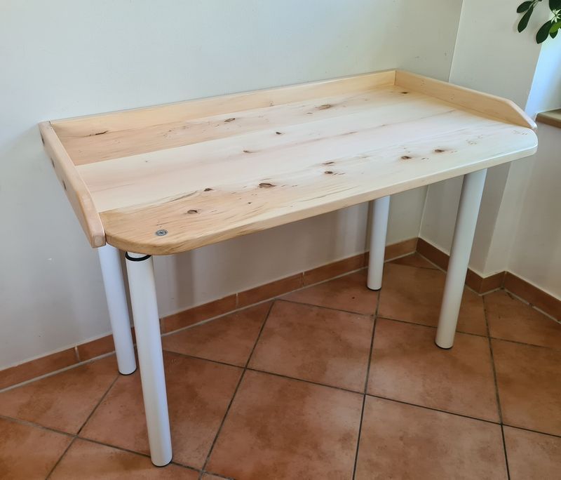 Tisch Weide mit Umrandung höhenverstellbar geölt Exklusives Lieblingsstück Unikat Handarbeit