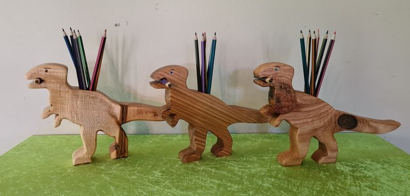Stiftehalter Holz Dinosaurier geölt Holz Natur Exklusives Lieblingsstück Unikat Handarbeit