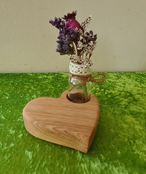 Holzvase mit Gläschen in Herzform natur Ahorn Exklusives Lieblingsstück Unikat Handarbeit