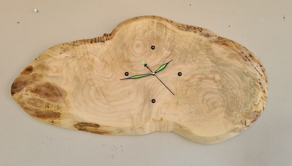 Wanduhr aus Holz Ahorn geölt Exklusives Lieblingsstück Unikat Handarbeit