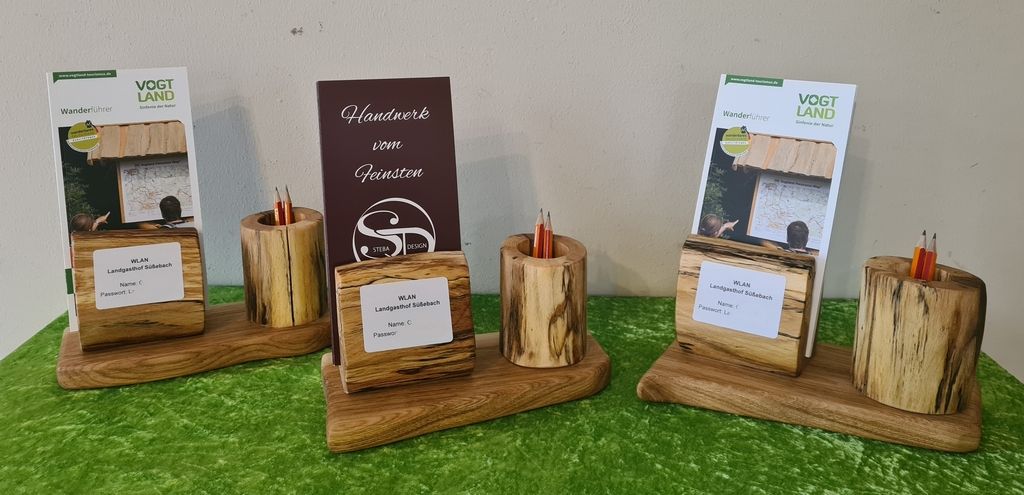 Flyerhalter Stiftehalter Kartenhalter aus Eichenholz Gaststättendekoration Pension Hotelzimmerdeko