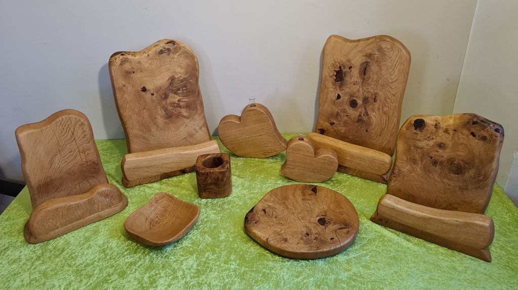 Messestandausstattung Flyerhalter Stiftehalter Kartenhalter aus Eiche Messestand