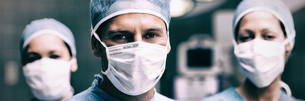 aplicación mascaras en hospitales