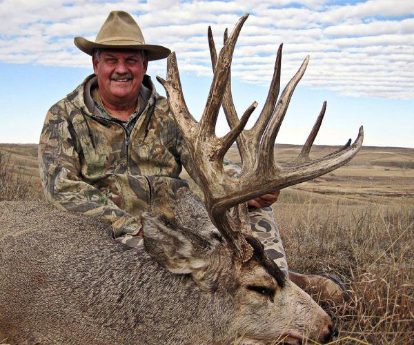 Mule Deer Trophy mule deer hunting