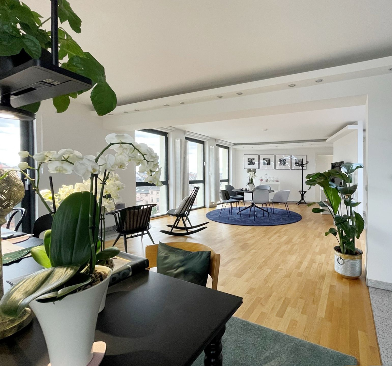 Eventfläche mit integrierter BALZER-Event-Locations-Rooftop-Apartment-LOFT8-Eventfläche