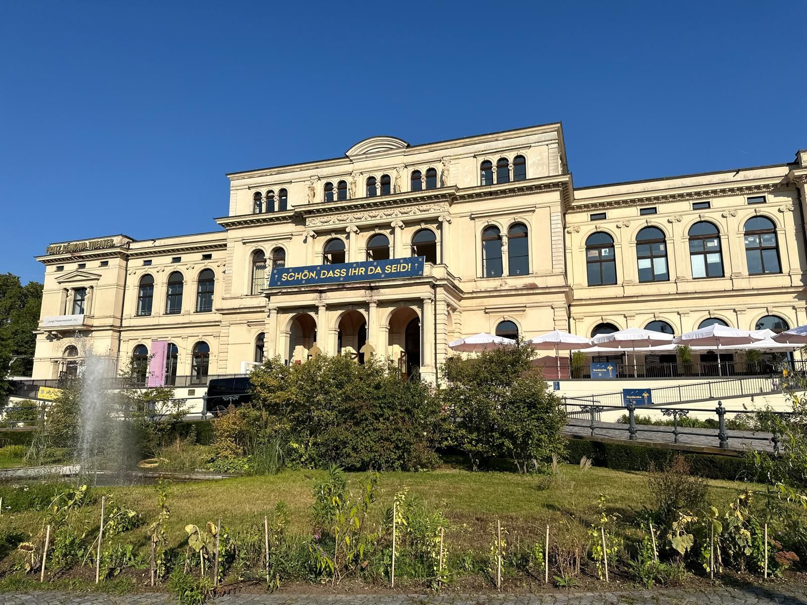 Event Location BALZER Event Location Zoo Clubhouse Frankfurt Exterior View