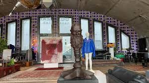 The Montez Family Art Association presents modern art BALZER Event Locations Honsellbruecke Family Montez