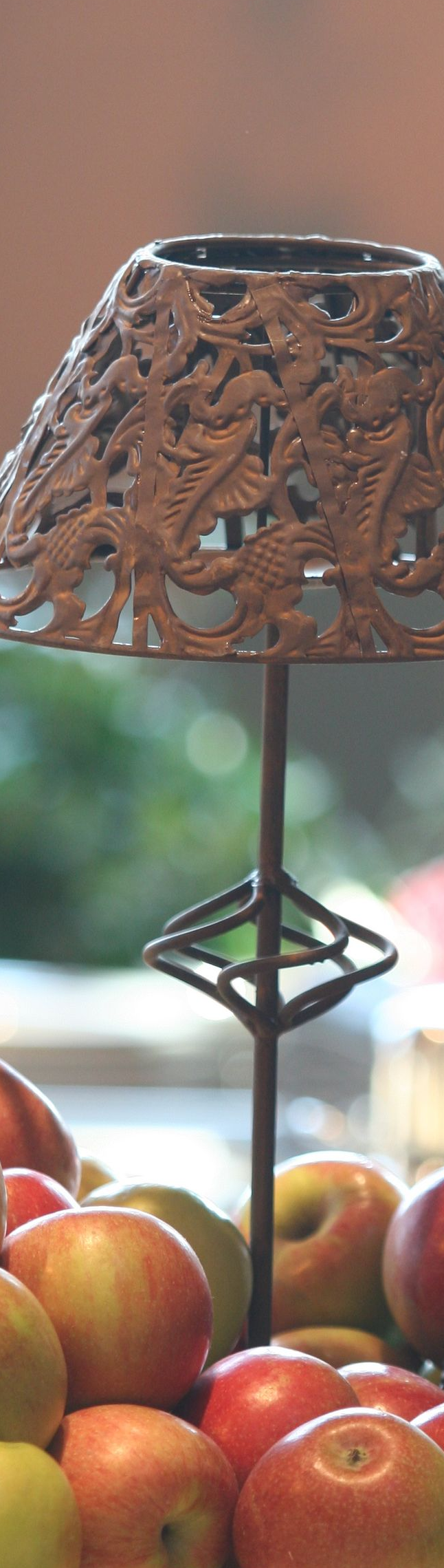 Aussergewöhnliche Event- und Buffetdetails - Klicken Sie hier zum Event in der Bildergalerie BALZER-CREATIVE-Buffetdetails-angelehnt-Thema-Moulin-Rouge