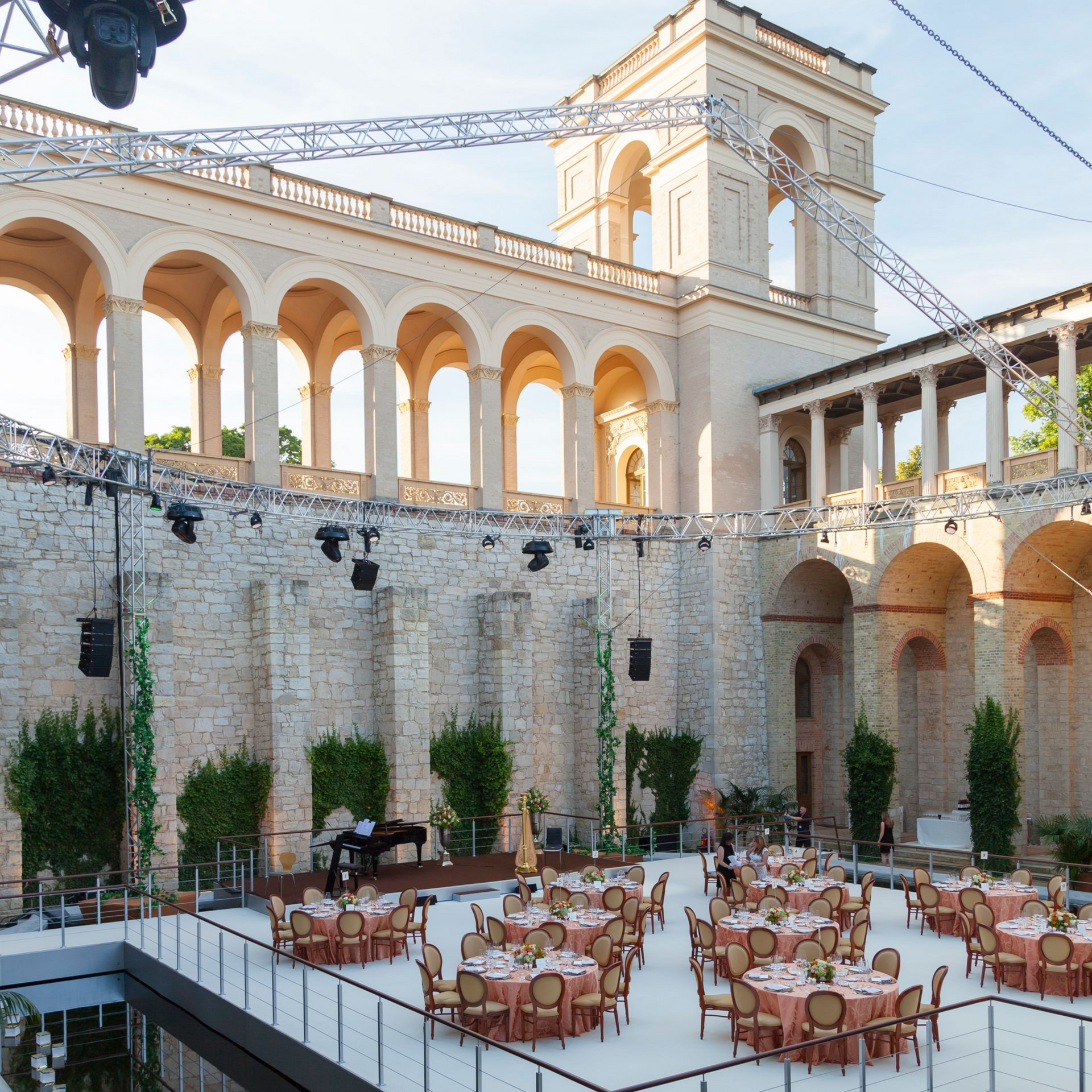Premium Line - Closing Dinner für 120 internationale Gäste in Potsdam BALZER-Premium Line - Closing Dinner for 120 international guests in Potsdam