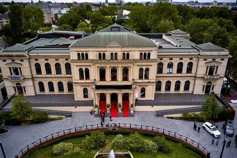 BALZER-DMC-INCOMING-PARTNER-Kongress-und-Galaabend-400-Gaeste-im-Zoo-Gesellschaftshaus