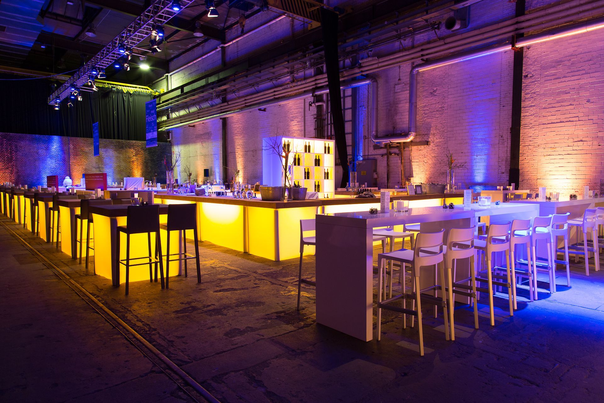 BALZER-DMC-INCOMING-PARTNER-Kongress-650-Gaeste-Halle-45-Mainz-Bar