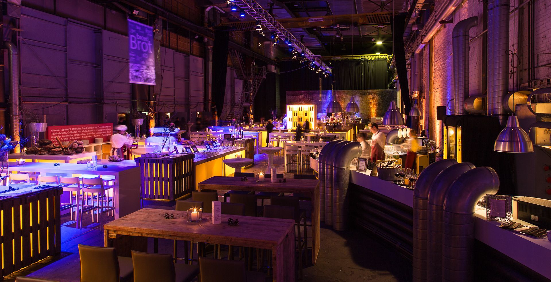 BALZER-DMC-INCOMING-PARTNER-Kongress-650-Gaeste-Halle-45-Mainz-Blick-zur-Buehne