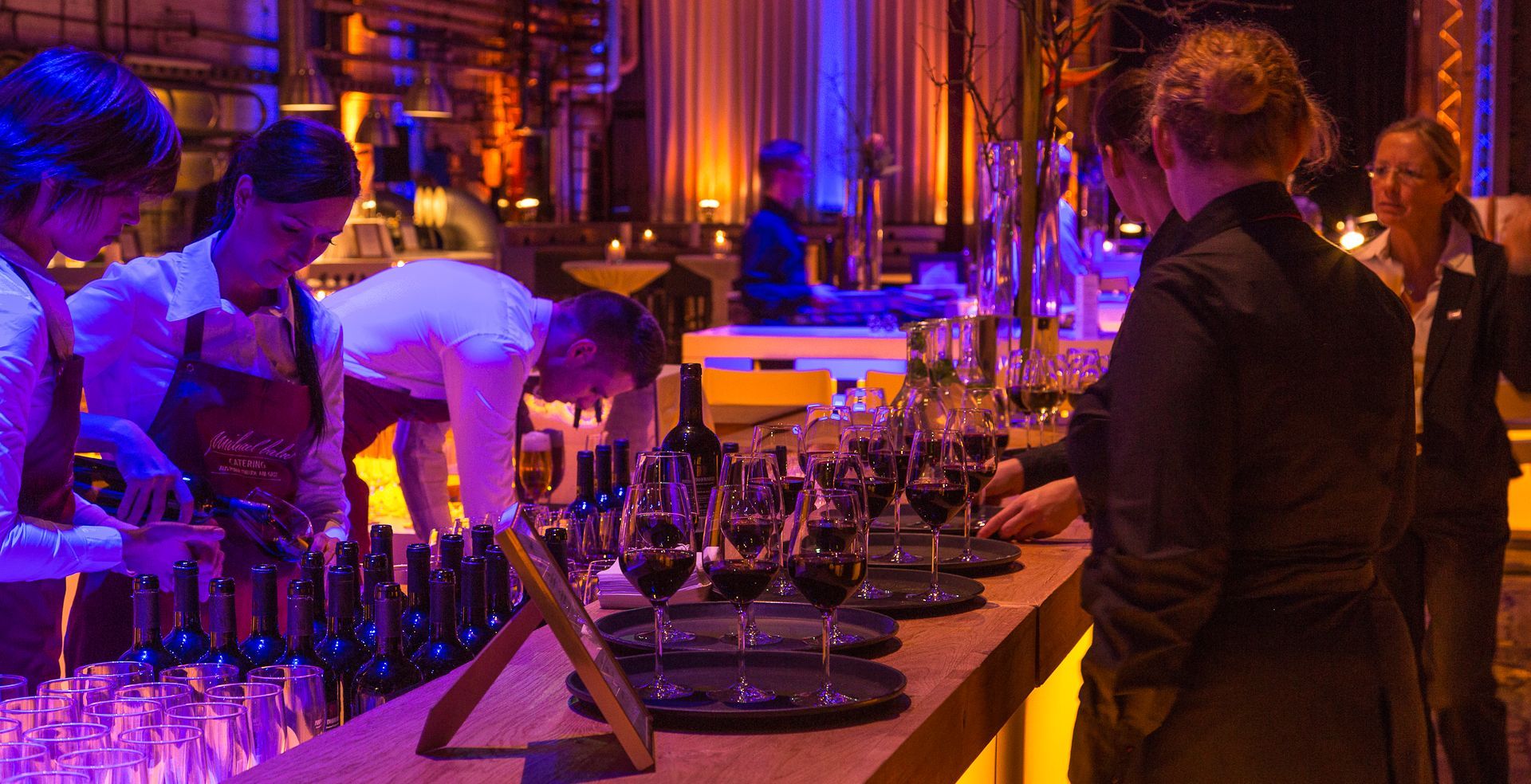 BALZER-DMC-INCOMING-PARTNER-Kongress-650-Gaeste-Halle-45-Mainz-Service-Personal