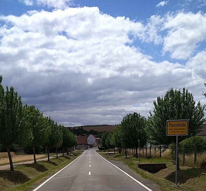 Mutter`s Stolz Dorfschnulze