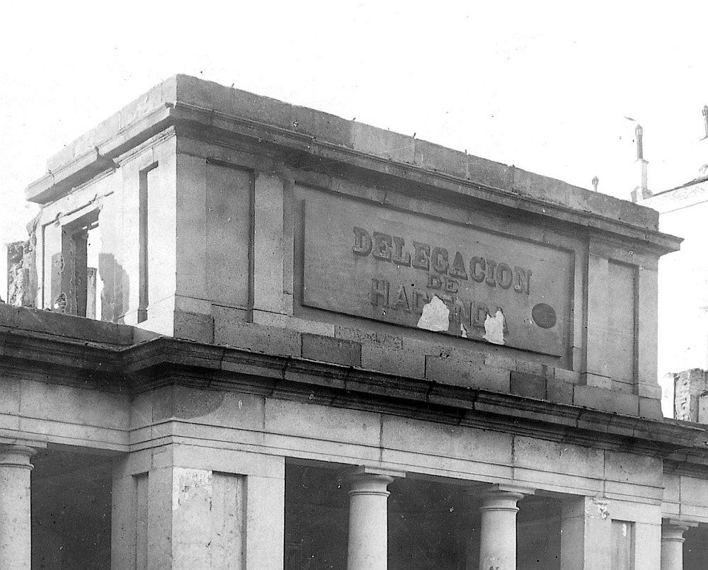 Fachada del antiguo edificio de la Platería de Martínez (1910)