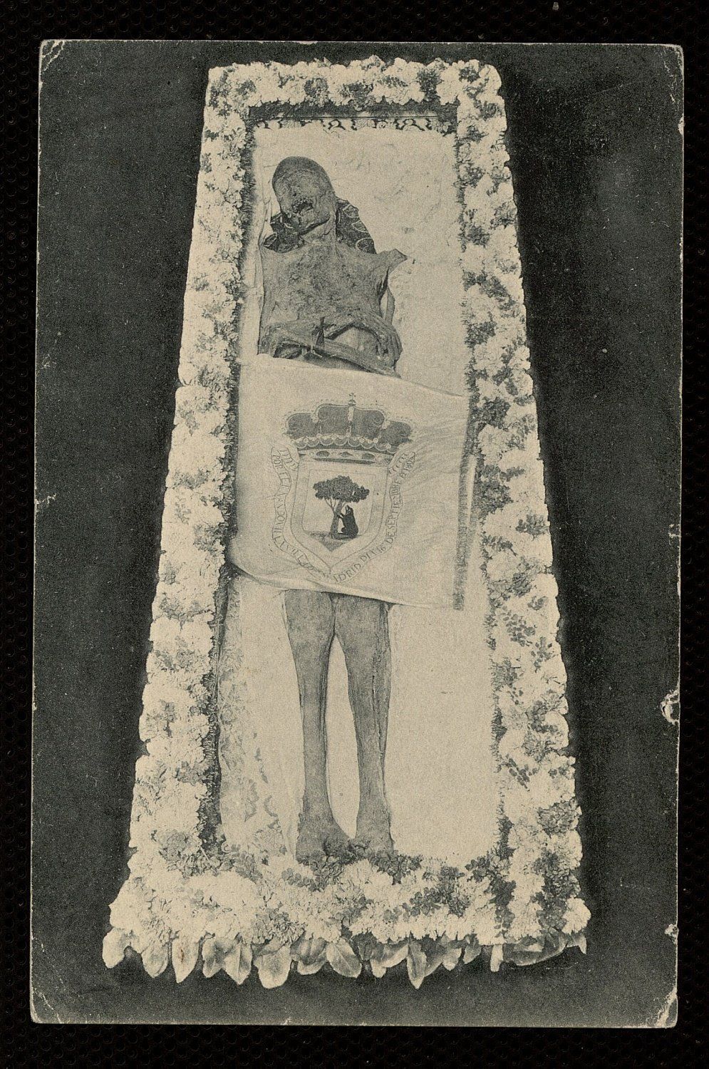 Cuerpo momificado de San Isidro (ca. 1921)