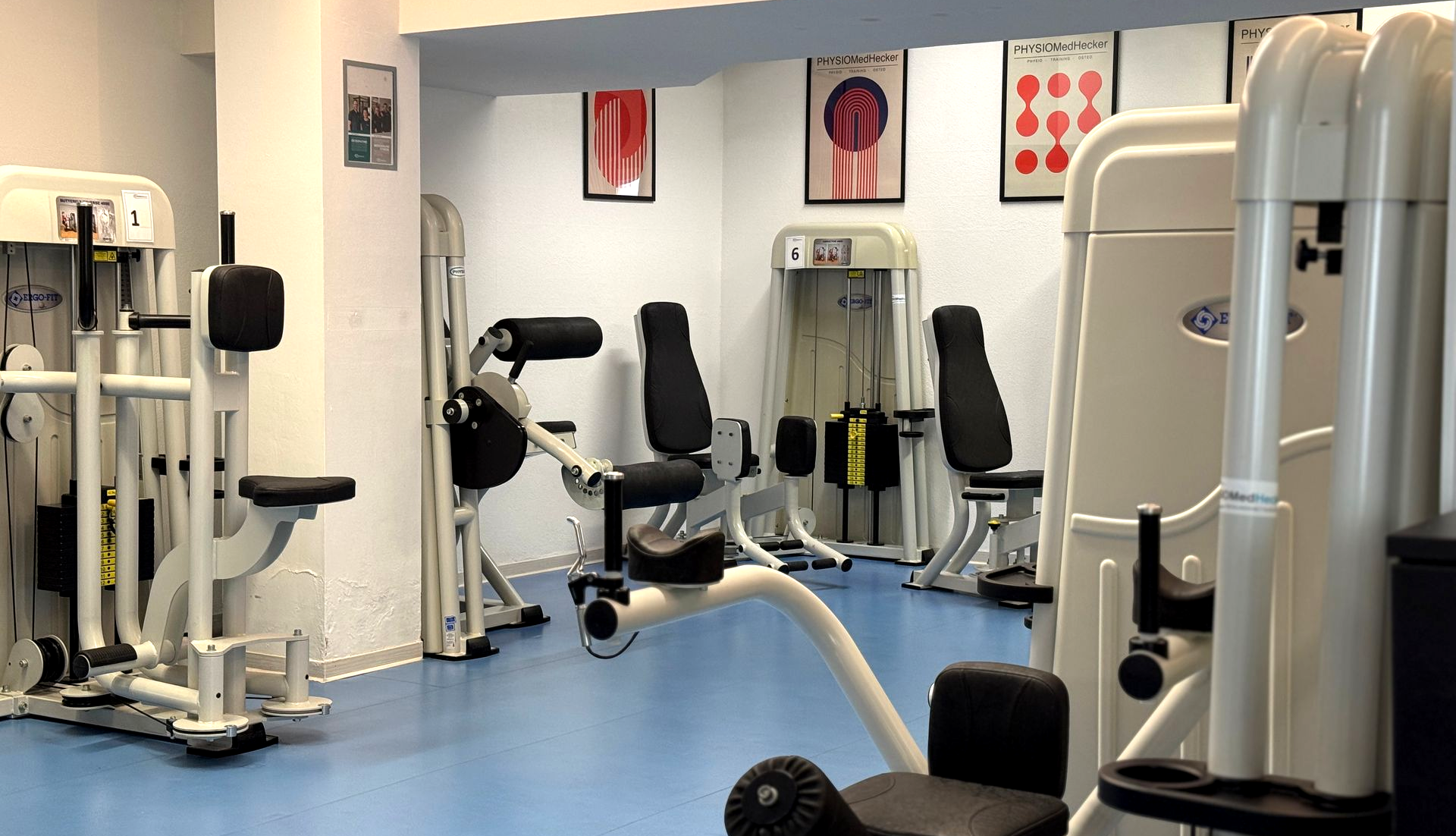 Ergofit Gerätepark für Physiotherapie und T-Rena Programm