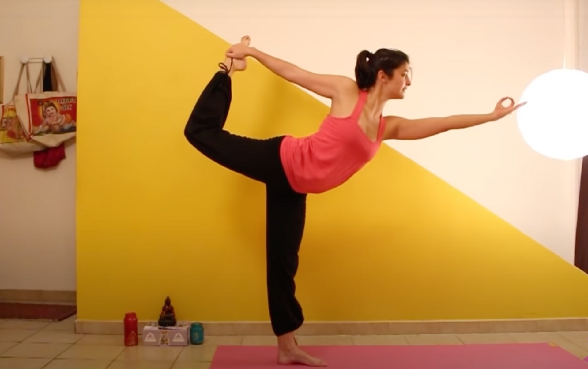 cambré yoga débutants