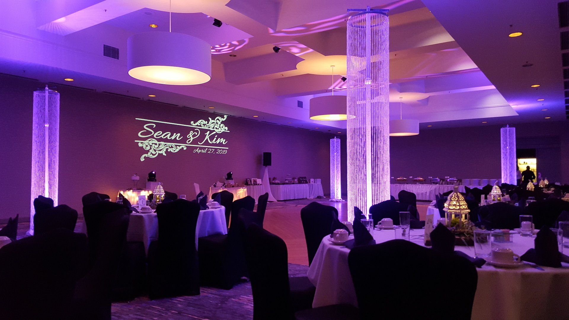 Crystal Columns unique luxury blingy upscale wedding decorations