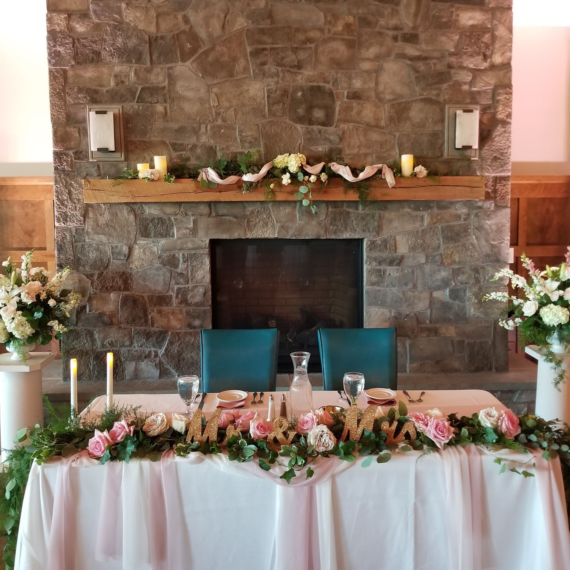 Proprietor's Lodge Pittsfield, MA Mass. wedding DJ lighting service
