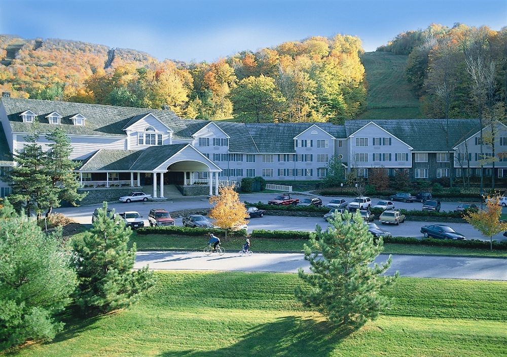 Jiminy Peak, Hancock, MA wedding DJ lighting