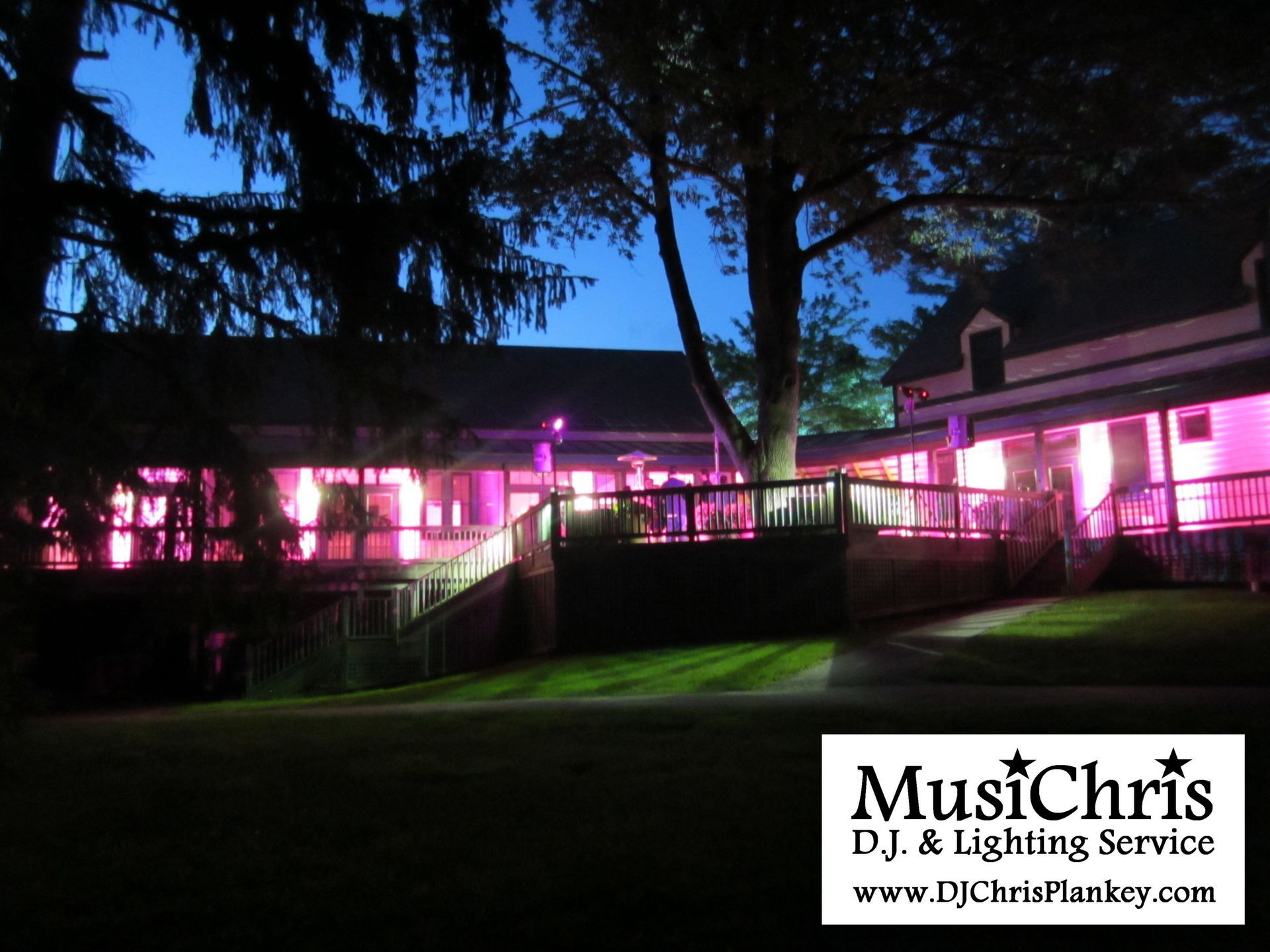 Wyndhurst Manor, Lee, MA wedding