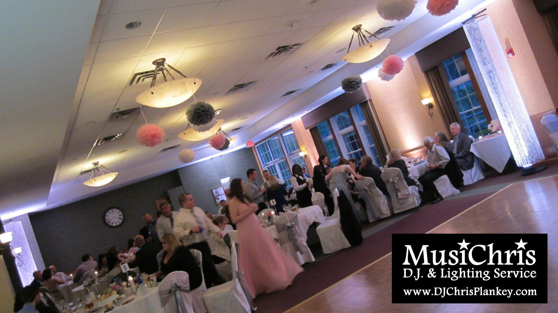 Crystal Columns unique luxury blingy upscale wedding decorations