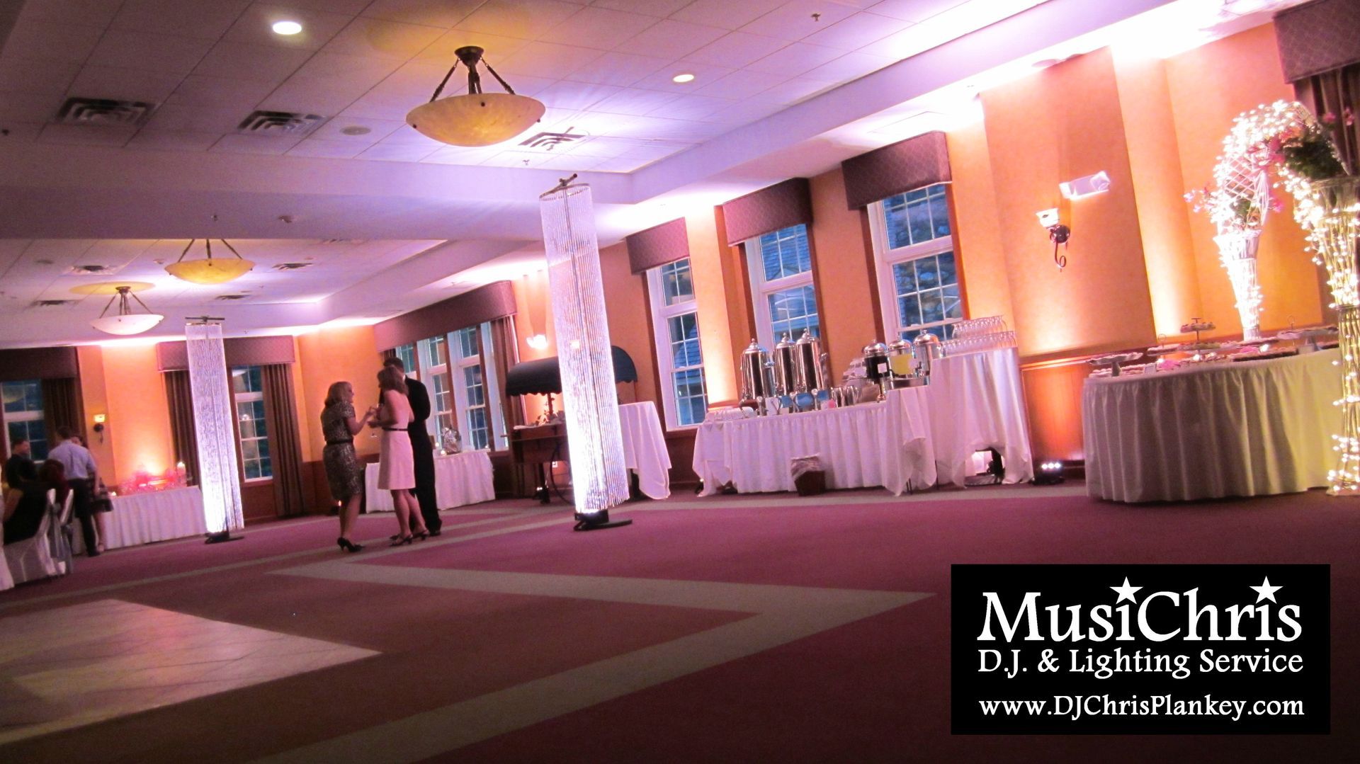 Jiminy Peak, Hancock, MA wedding DJ lighting