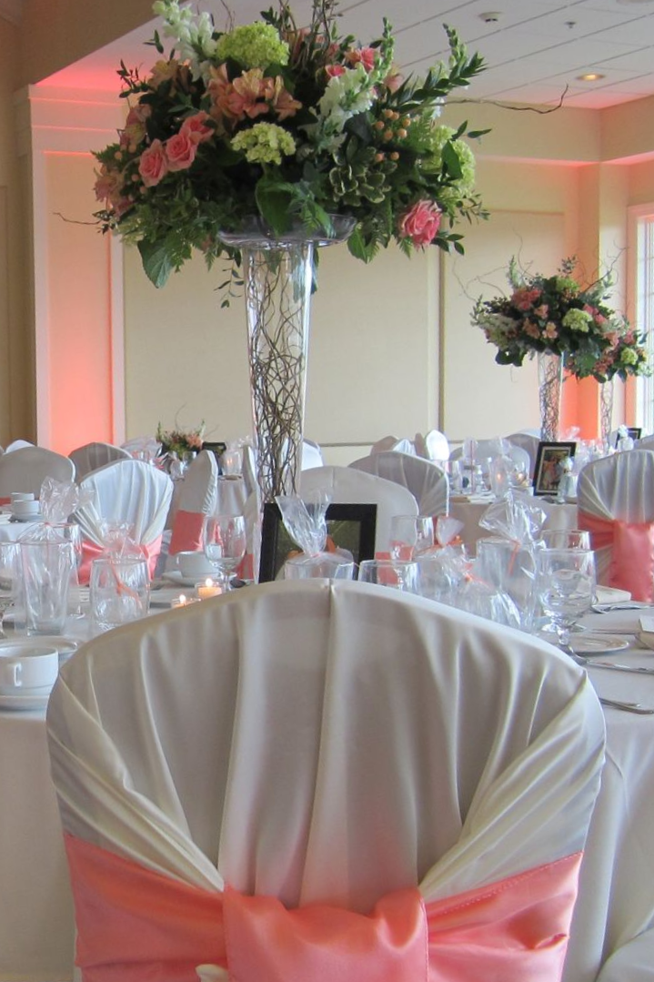 uplighting at this wedding at the Berkshire Hills Country Club in Pittsfield, Mass.