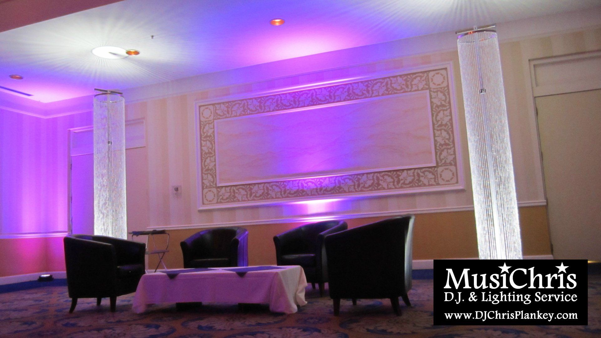 Crystal Columns unique luxury blingy upscale wedding decorations