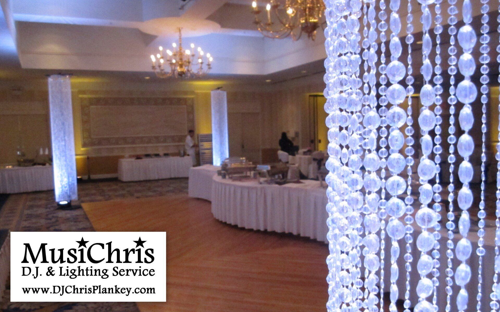 Crystal Columns unique luxury blingy upscale wedding decorations