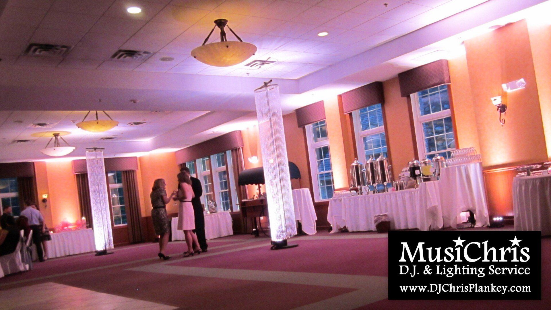 Crystal Columns unique luxury blingy upscale wedding decorations