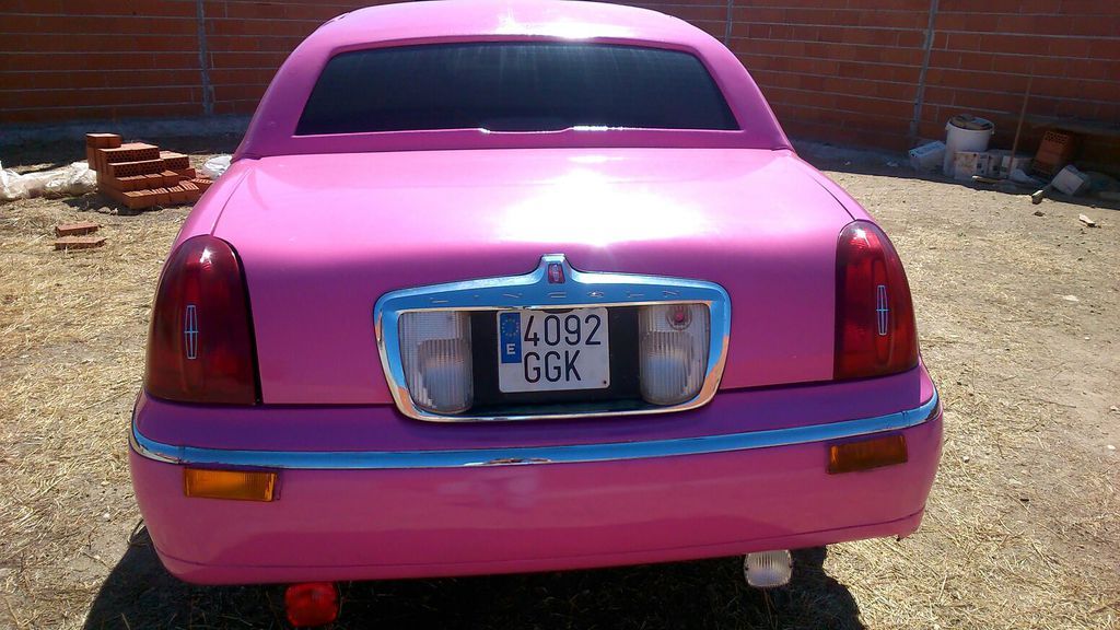 Limusina Rosa Madrid