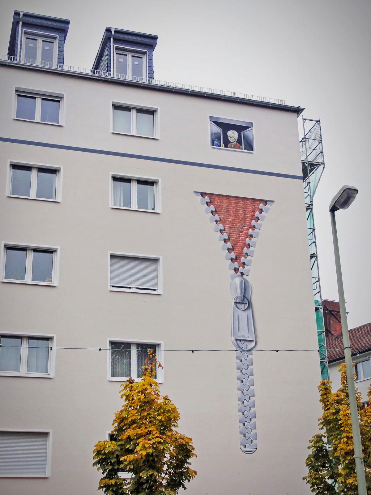 Ack2 Graffiti Reissverschluss Berger Straße merianplatz kuenstler Drew Camell Ack2 Graffiti Reissverschluss Berger Straße merianplatz kuenstler Drew Camell