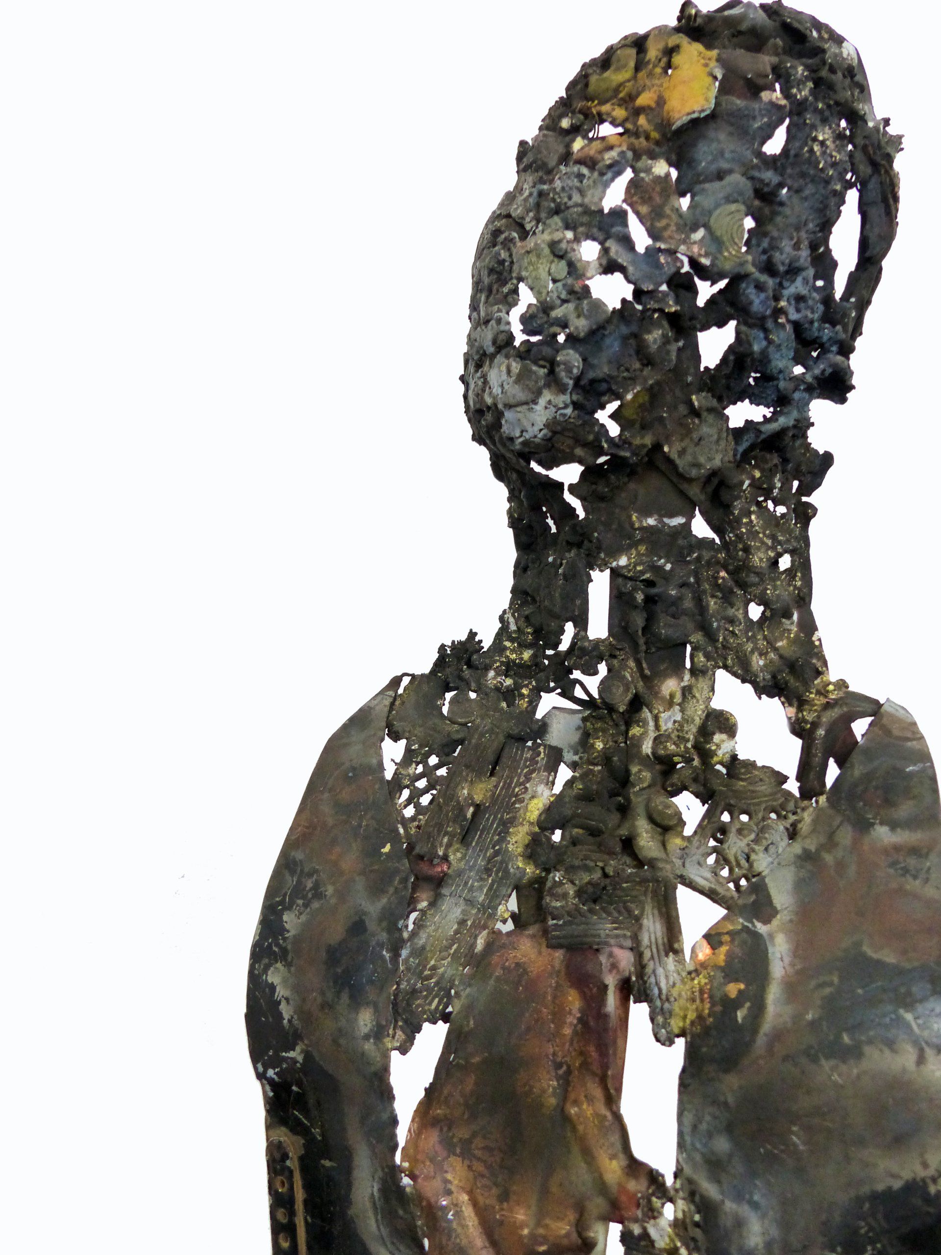 Dieudonné Fokou, Trésor voilé, 2020, Bronze, fer (Technique brasure), 60 x 22 x 15 cm