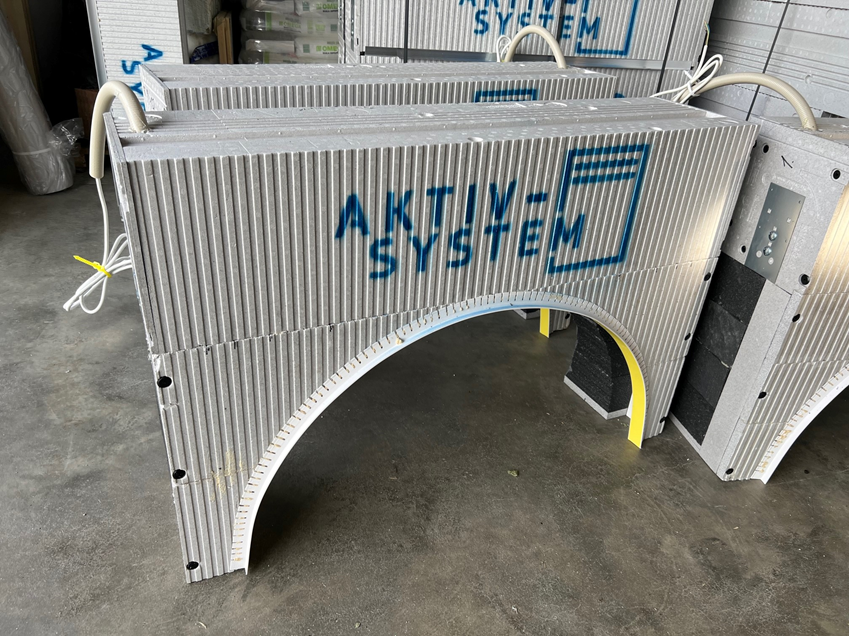 Runbogen-Kasten mit Motor AKTIV-SYSTEM Runbogen-Kasten mit Motor AKTIV-SYSTEM