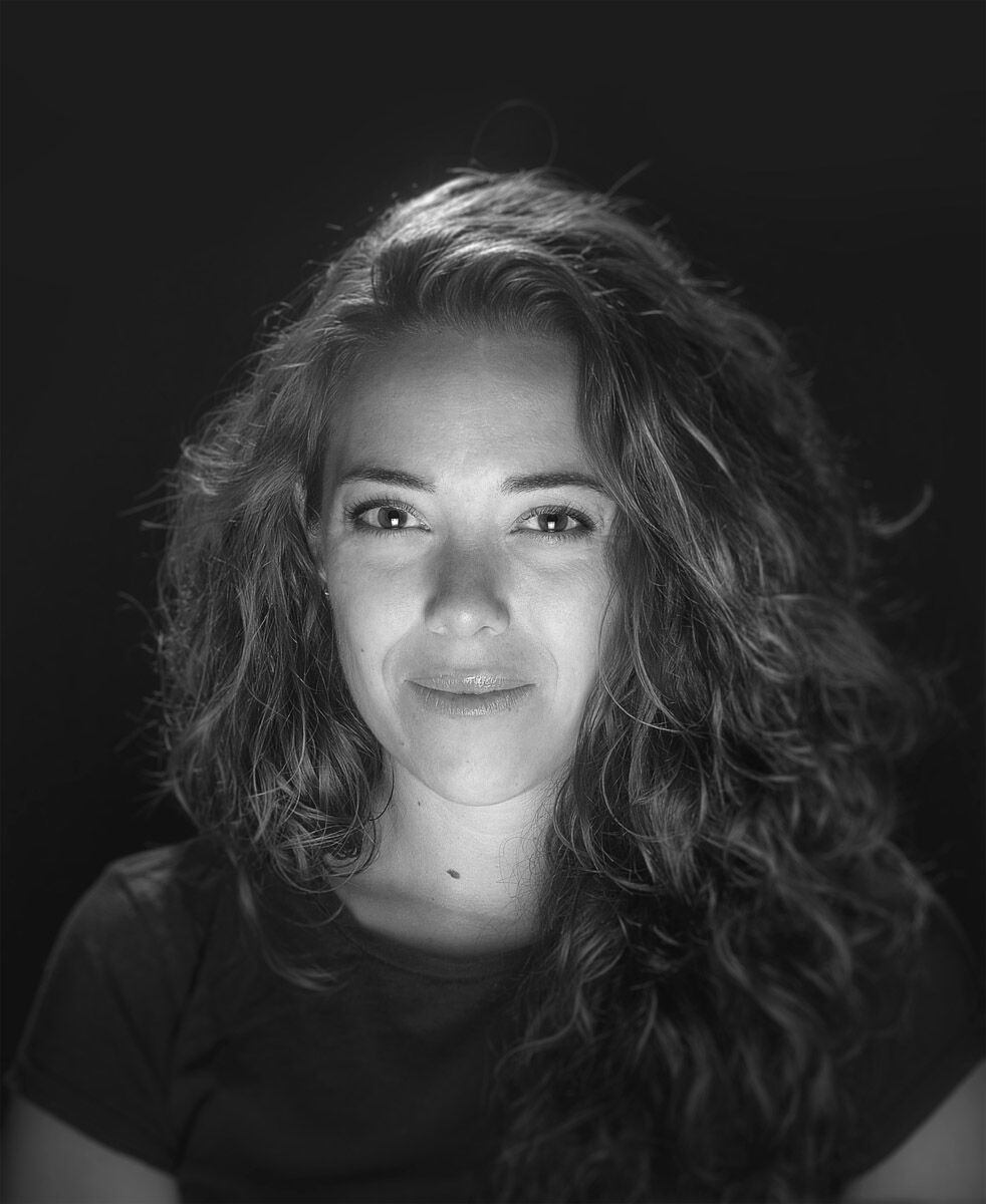 Stela Muñoz Stela Muñoz voiceover locutora