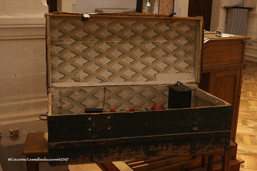 Les Malles du Couvent- Compagnie Conte