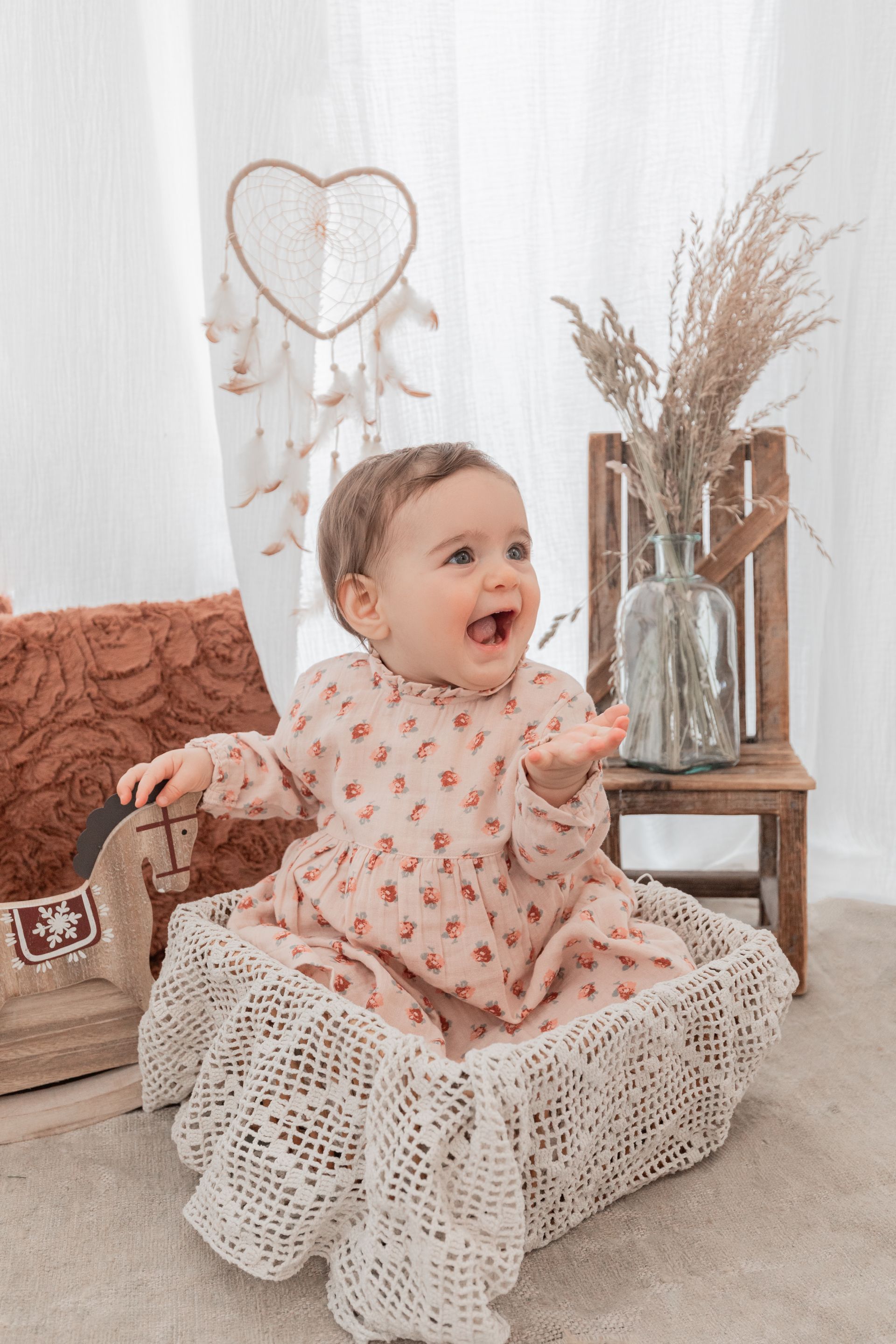 shooting-photo-bébé-en-famille-saint-etienne