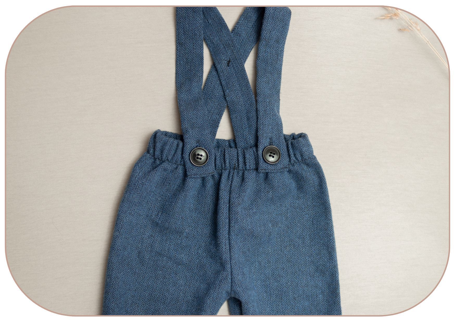 Seance-photo-nouveau-né-saint-etienne new-born-shooting-saint-etienne