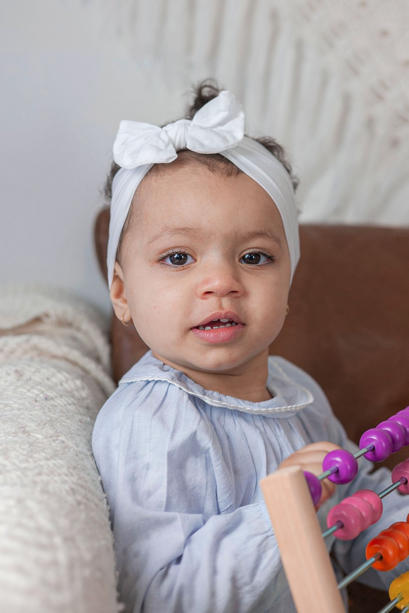 photographie de bébé en studio, naissance